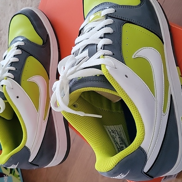 Nike Air Prestige II Women Gray & Lime Green - Picture 4 of 12
